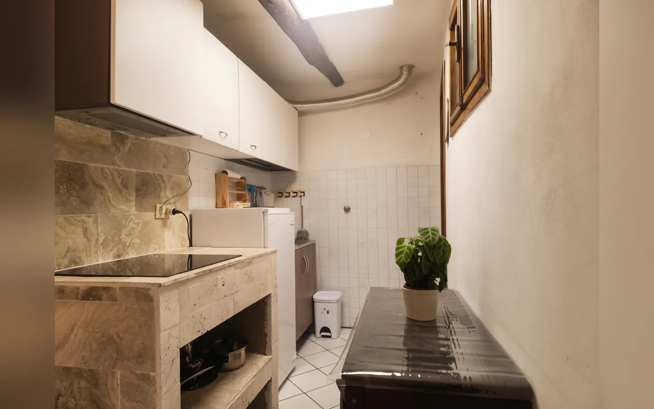 Camera con bagno privato — Pepi 77, Firenze (Toscana) (foto 43)